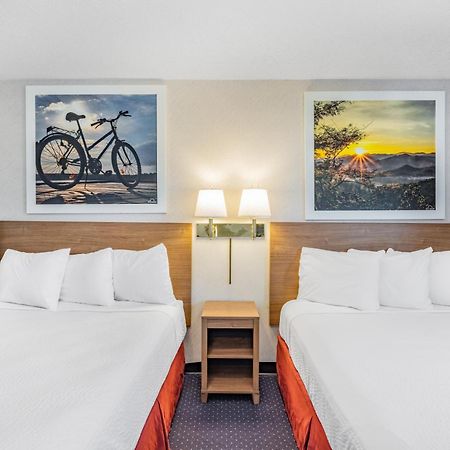 Days Inn By Wyndham Monticello Εξωτερικό φωτογραφία