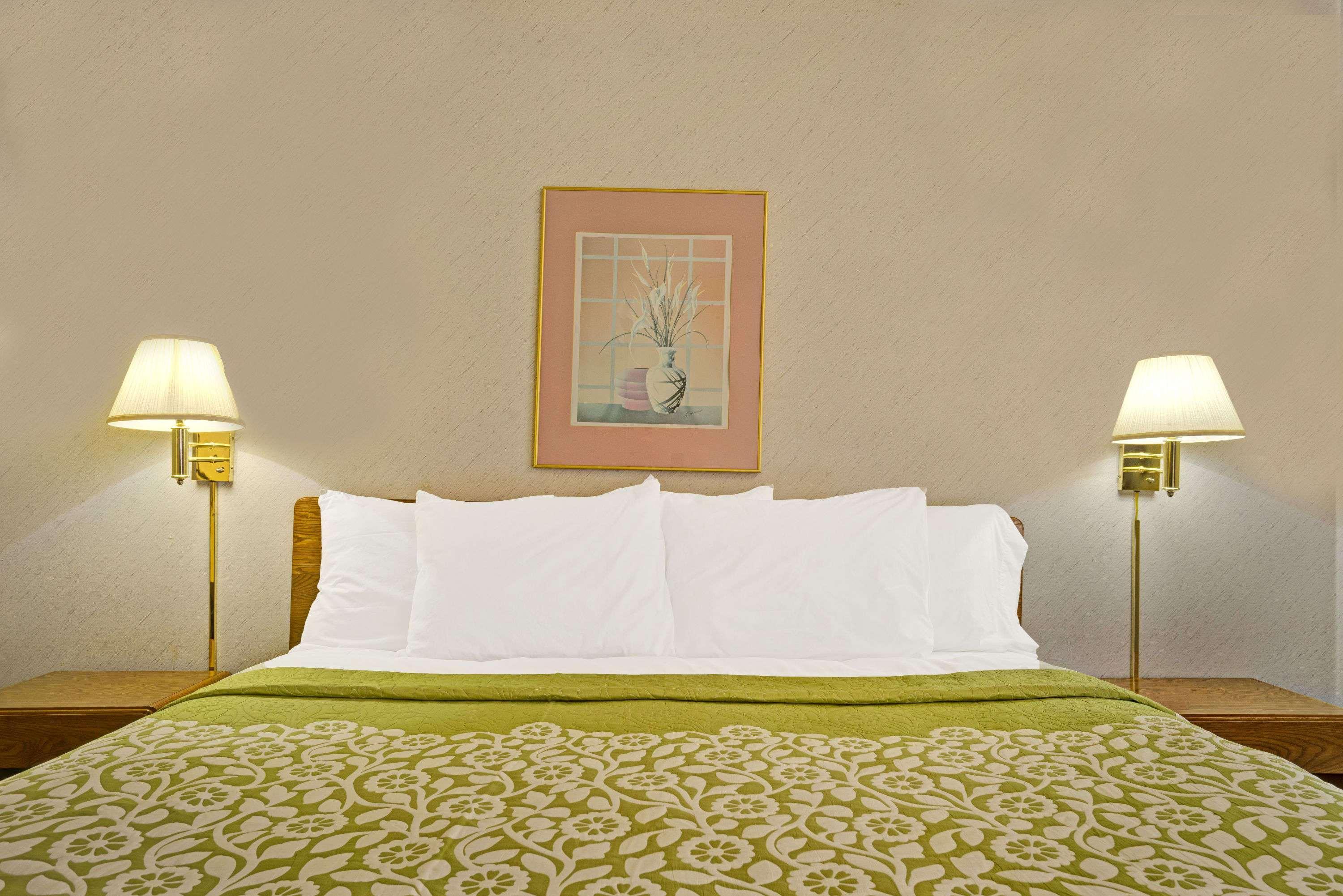 Days Inn By Wyndham Monticello Εξωτερικό φωτογραφία